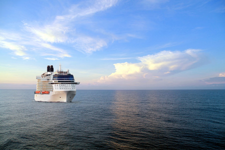 长江三峡游轮图片