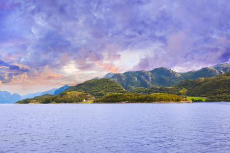 峡湾 lysefjord挪威