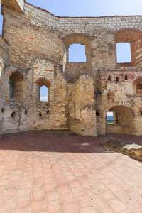 文艺复兴时期的城堡，国防建设，废墟，晴朗的日子，Janowiec，波兰卢布林省
