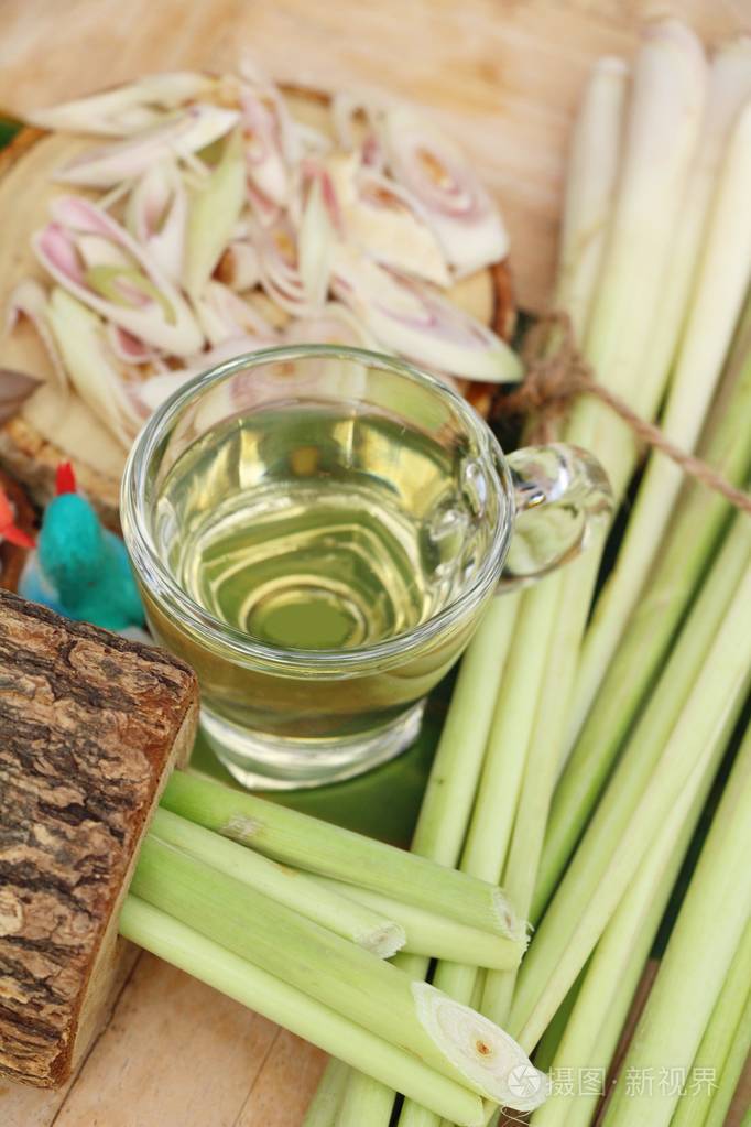 健康与新鲜香茅柠檬草茶