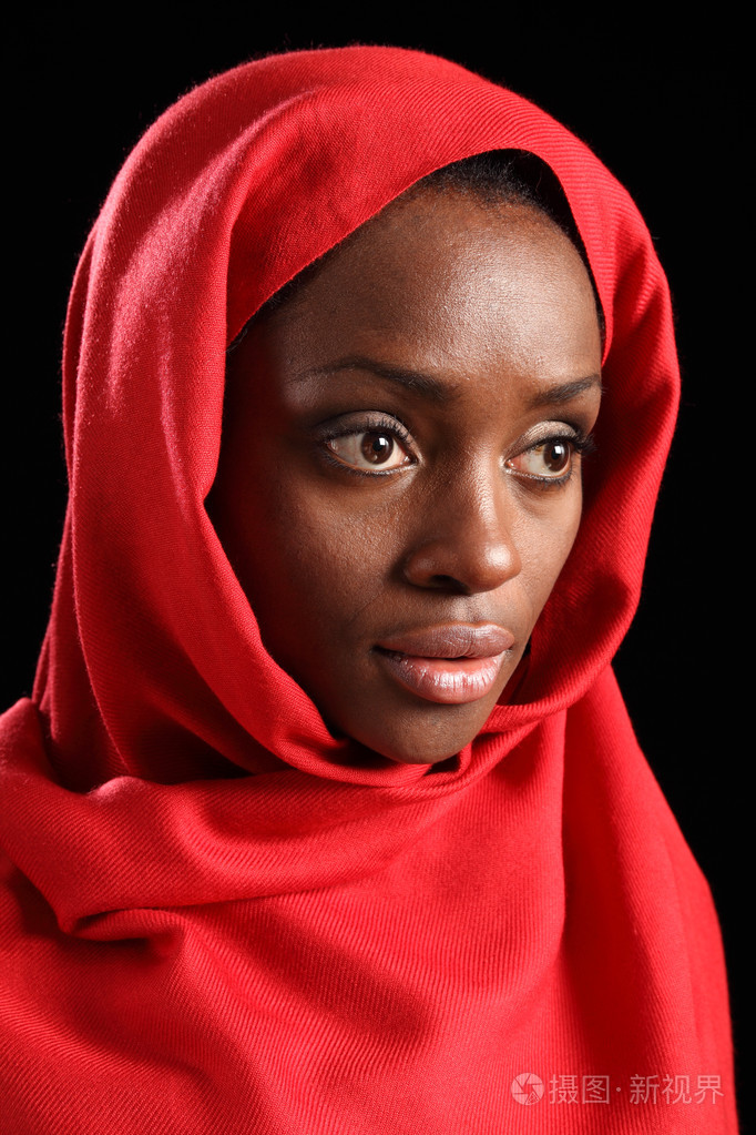 红头巾的宗教非洲雏妓女人