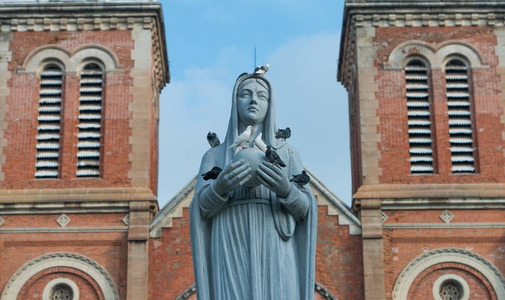 圣母圣母院大教堂的西贡, 正式大教堂圣母玛利亚的概念是一个大教堂坐落在胡志明市市中心, Vietnamthe 大教堂圣母圣母的完