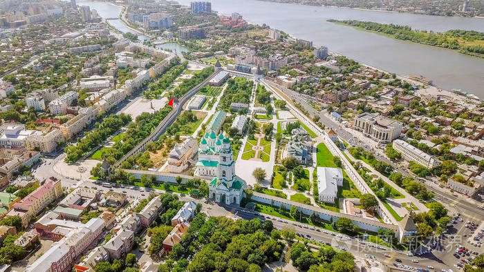 阿斯特拉罕克里姆林宫的鸟瞰图, 历史和建筑建筑群.