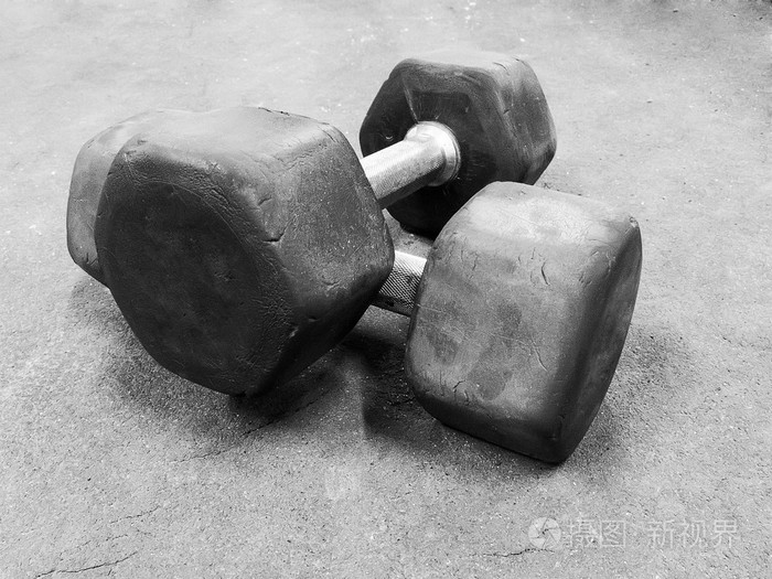 旧的哑铃黑白照片