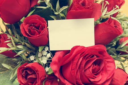 红玫瑰与空白礼品卡