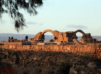 在帕福斯，塞浦路斯的古代建筑的废墟