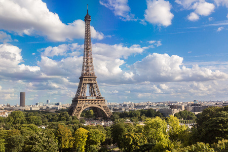 巴黎的埃菲尔铁塔的鸟瞰图