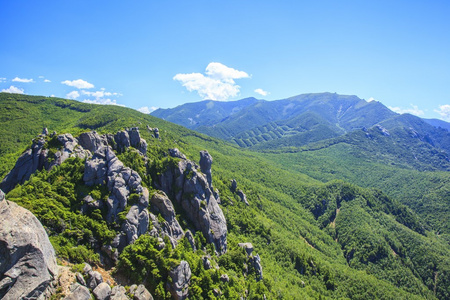 岩山