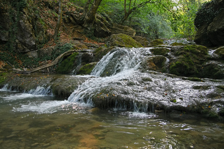 克里米亚山流