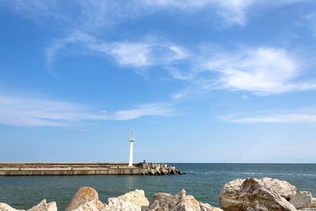 海滩上黑海