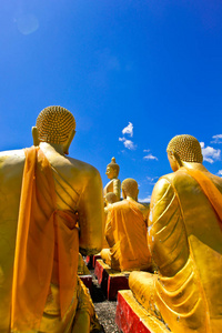 佛公园佛教纪念碑，那空那育纪念佛陀身材彭守护神 1, 为圣徒
