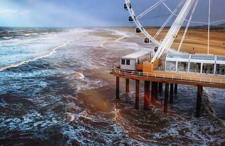 摩天轮上的一场暴雨北海银行图片
