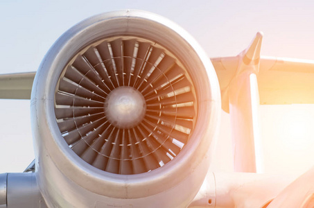 发动机风扇图片