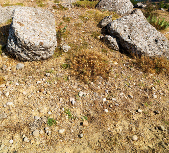 从亚洲土耳其 selge 古建筑废墟和纳山