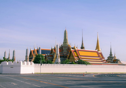 扫管笏 Phrasrirattana Sasadaram 的翡翠佛，泰国寺庙