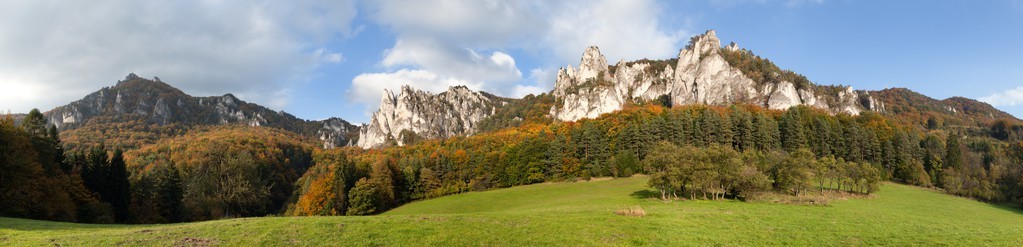 Sulovsulovske skaly落基山脉斯洛伐克