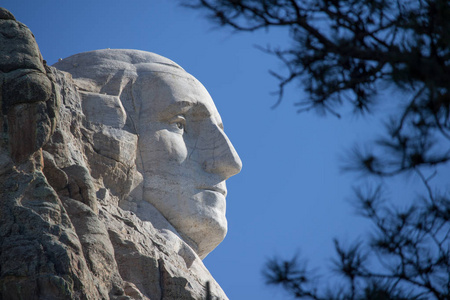 乔治  华盛顿的脸在南达科他州拉什莫尔山上一个配置文件视图