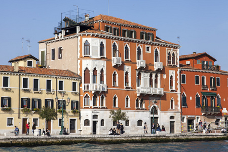 意大利威尼斯，2015年5月2日。典型的城市景观