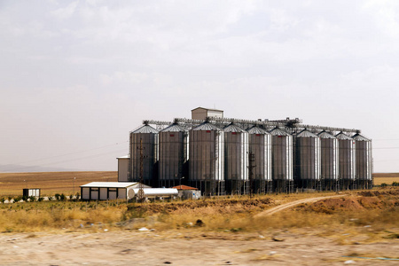 土耳其安纳托利亚中部的农业仓