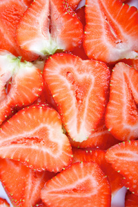 甜美成熟的草莓