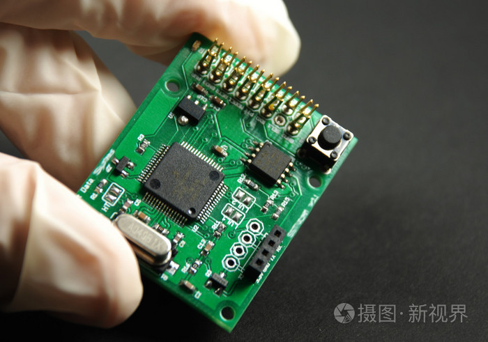 电子元器件及设备