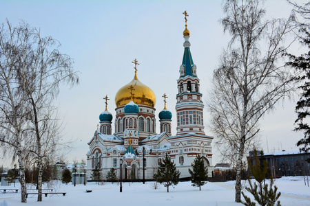 在冬天，鄂木斯克，俄罗斯乌斯别斯基大教堂