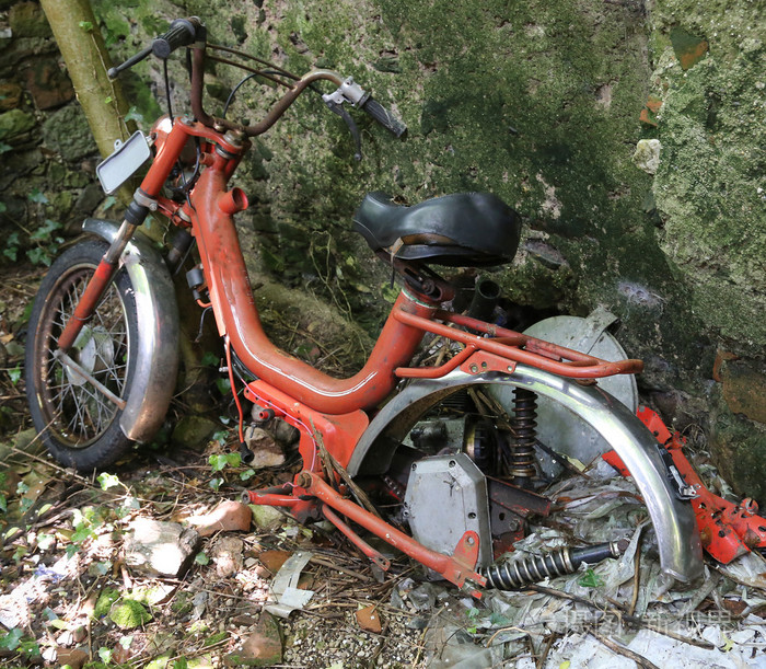 旧机动摩托车不起作用废弃