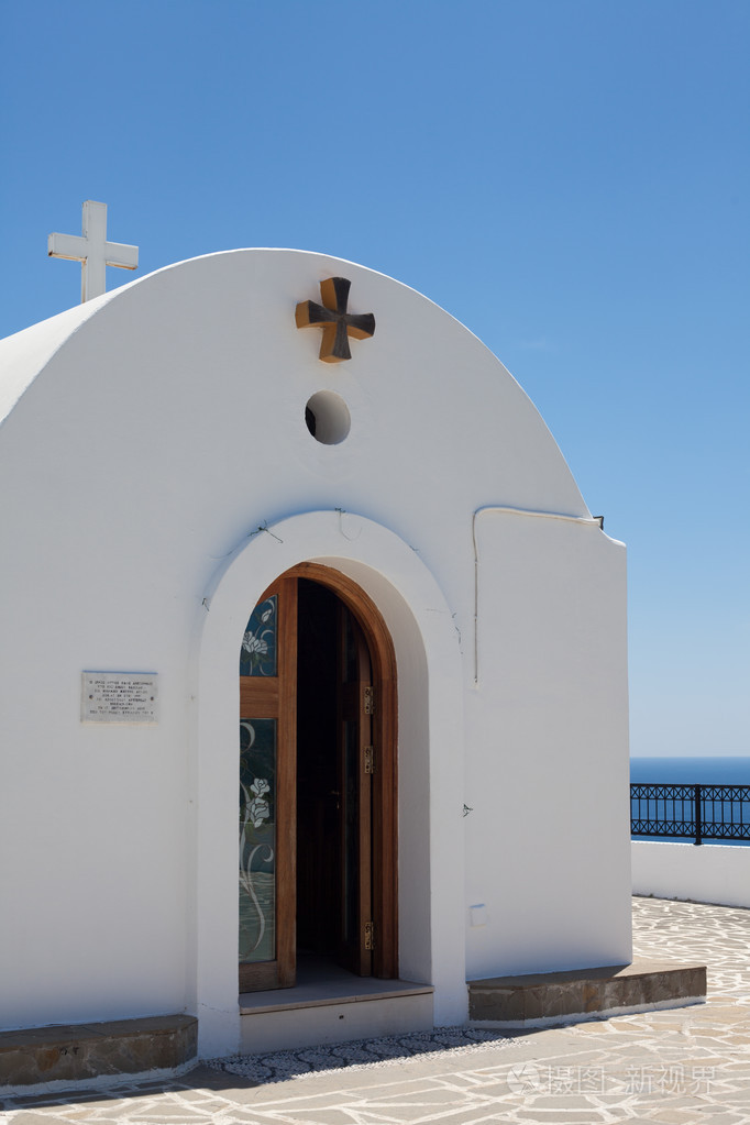白色的希腊东正教教堂