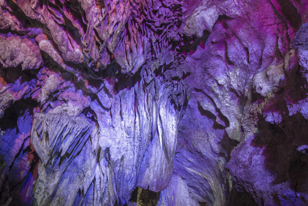 中国洞穴，岩溶地貌