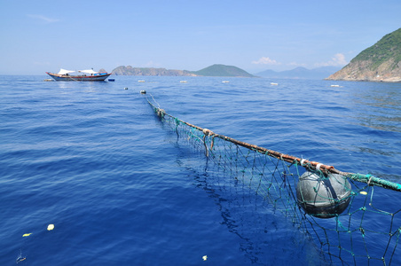 拖网捕捞老拖网渔船对 texel 海港,荷兰商业拖网渔