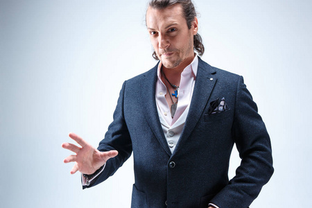 一个英国人图片