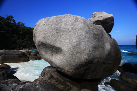 海风景与岩石