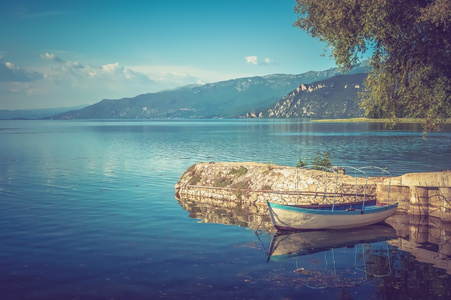 马其顿的奥赫里德湖和小船