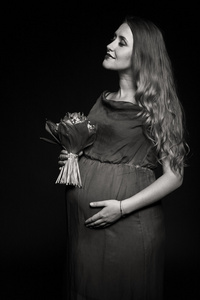 孕妇与花 bouqet