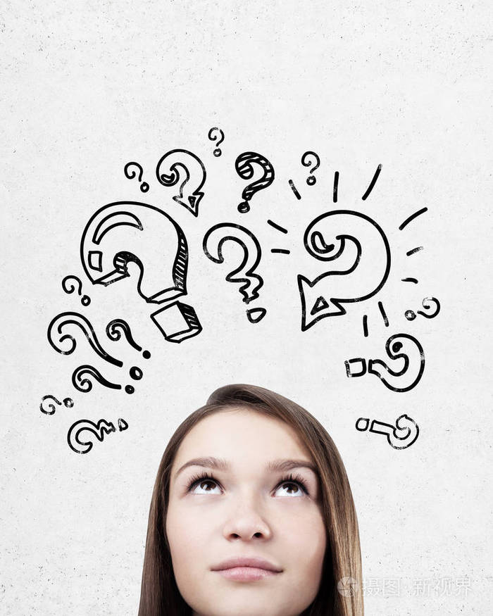 十几岁的女孩 s 头,问号混凝土