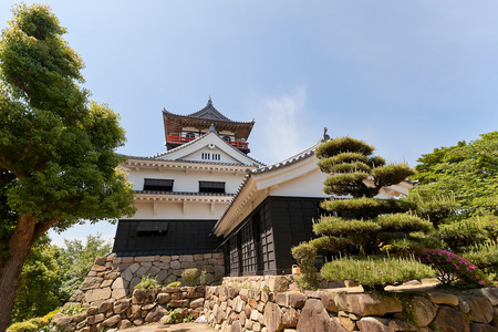 Huvudsakliga hlla donjon av Kawanoe slott i Shikokuchuo city