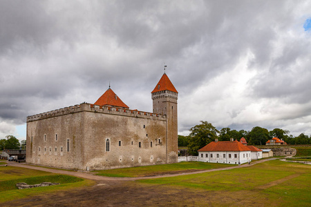 在库雷萨雷在 saaremaa 岛，爱沙尼亚，欧洲主教城堡