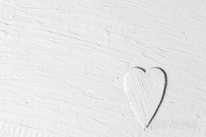 爱的背景,白色救济的心,灰泥表面照片-正版商用图片0d0fsr-摄图新视界