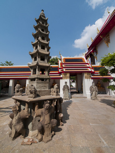 在泰国的扫管笏 phra chetupon vimolmangklararm 佛寺 寺