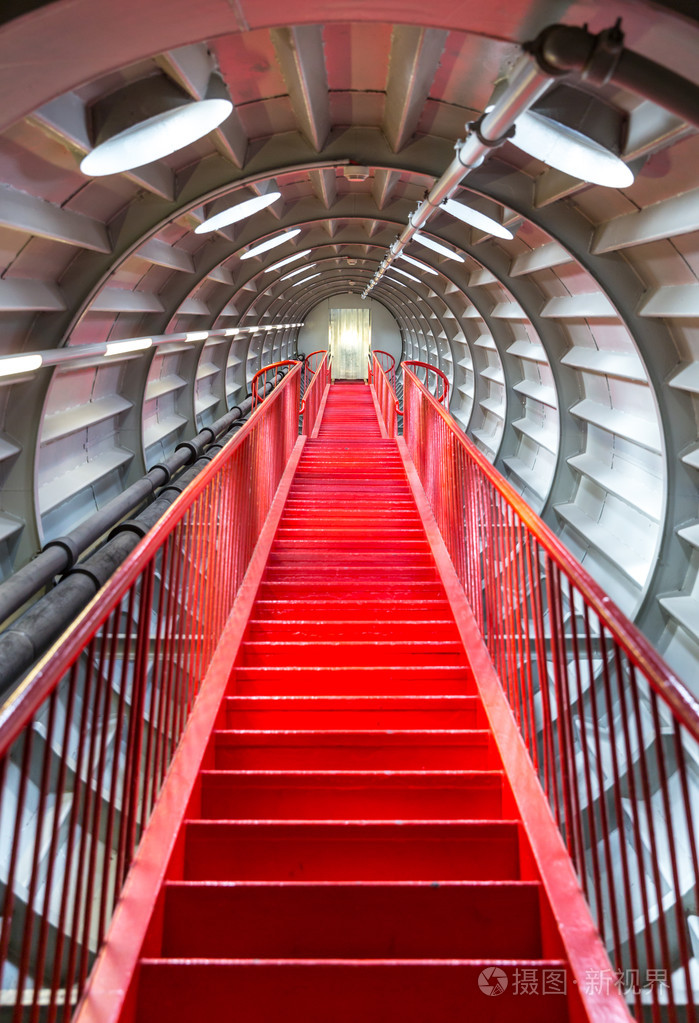 红色的楼梯成功概念