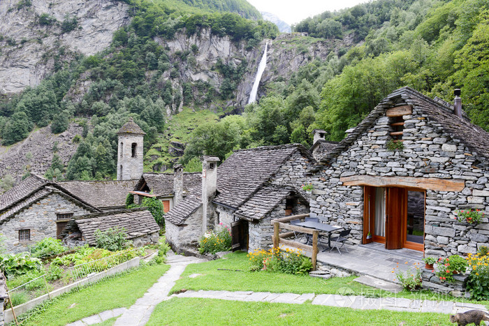 Foroglio 农村村庄上 Bavona 谷