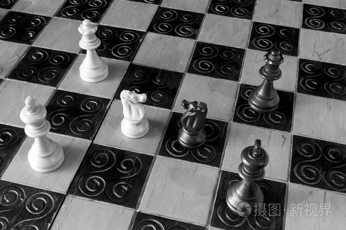 国际象棋棋盘上拍照