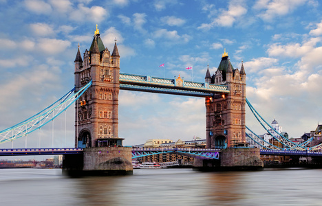 伦敦   英国伦敦塔桥