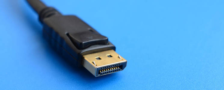 20针男性 Displayport 镀金连接器为一个完美的连接在蓝色背景上