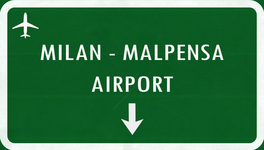 米兰马尔彭萨意大利机场公路标志