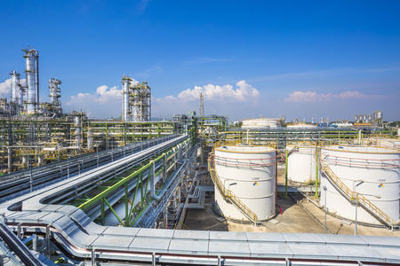 石油厂图片