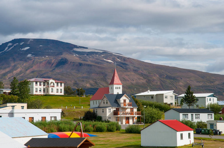 赫里斯岛在冰岛的村庄