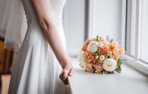 婚礼在新娘手中的花束