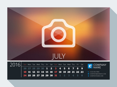2016年7月。 矢量文具设计。 打印模板。 桌面日历