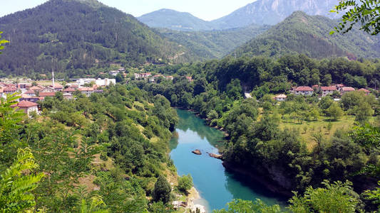 Jablanica 和河流内雷特瓦河，波斯尼亚和黑塞哥维那